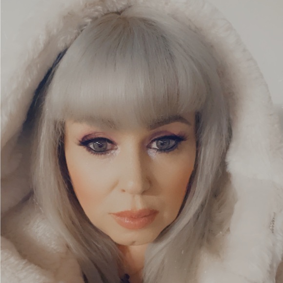 Meet your Posher, Jo - Picture 8 of 8